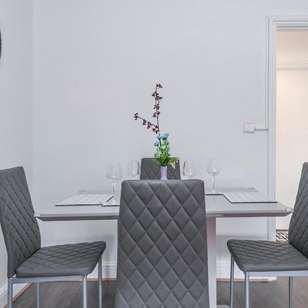Modern Family Home W/Wi-Fi, Netflix, Self Check-In Londra Dış mekan fotoğraf
