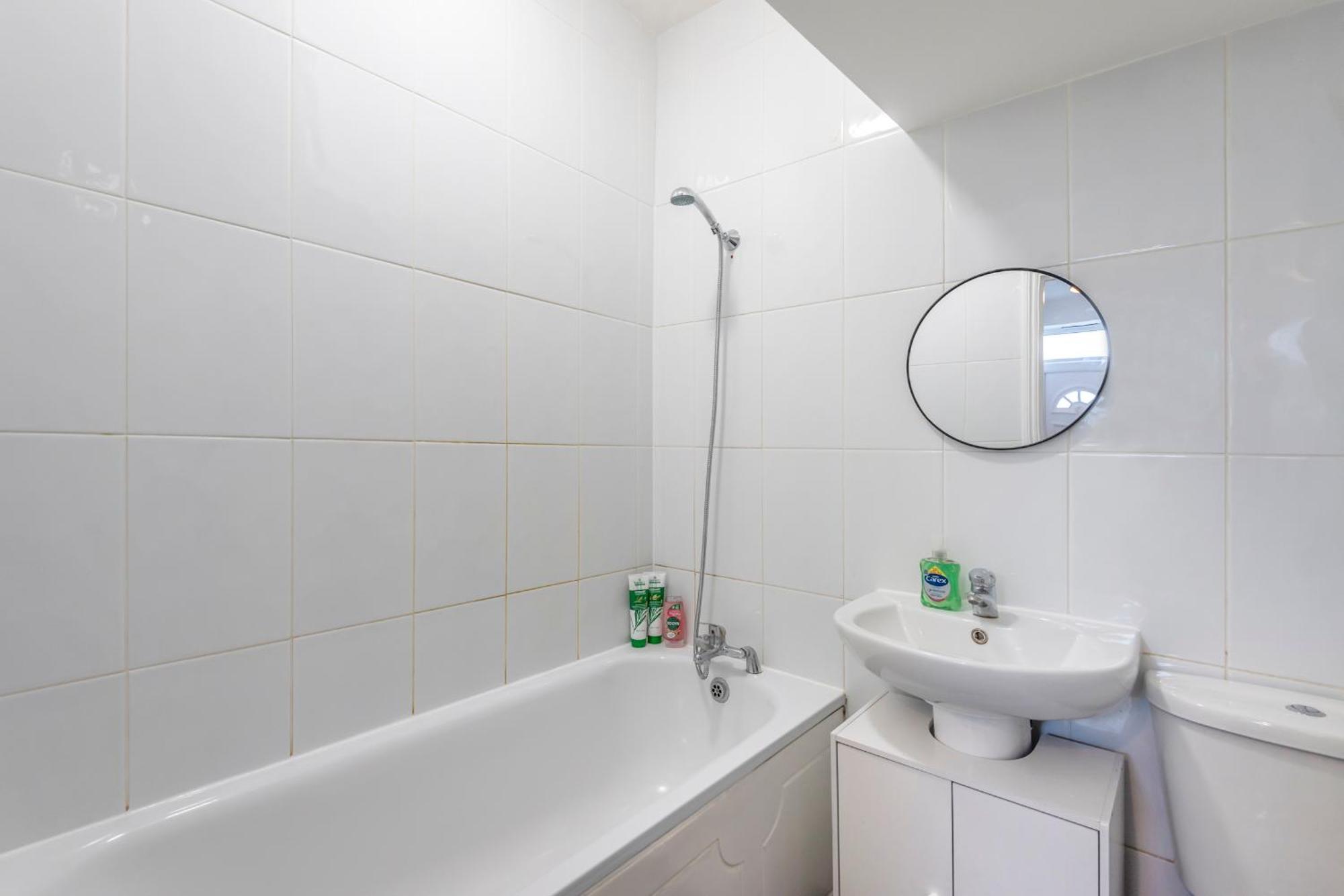 Modern Family Home W/Wi-Fi, Netflix, Self Check-In Londra Dış mekan fotoğraf