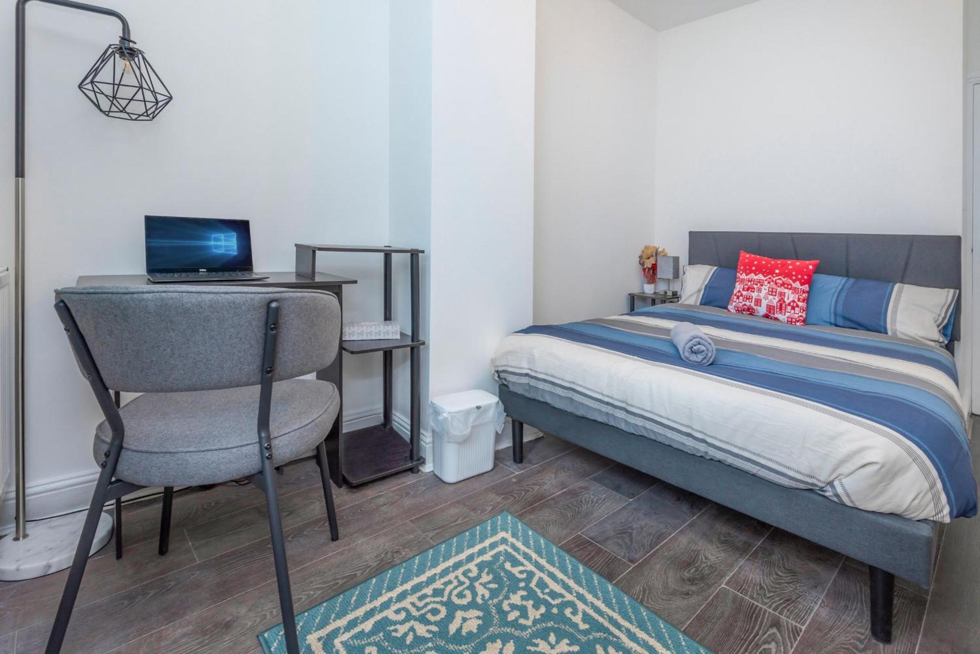 Modern Family Home W/Wi-Fi, Netflix, Self Check-In Londra Dış mekan fotoğraf